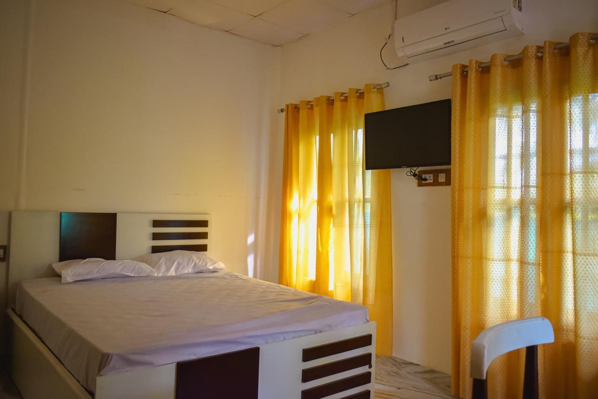 Vrindavan Homestay Mundrothuruth Eksteriør billede